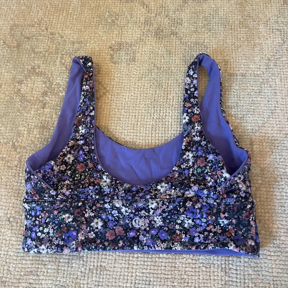 Lulu lemon reversible top - Picture 2 of 4